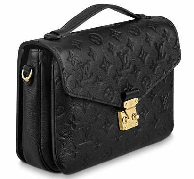 BLACK MONOGRAM EMPREINTE POCHETTE METIS